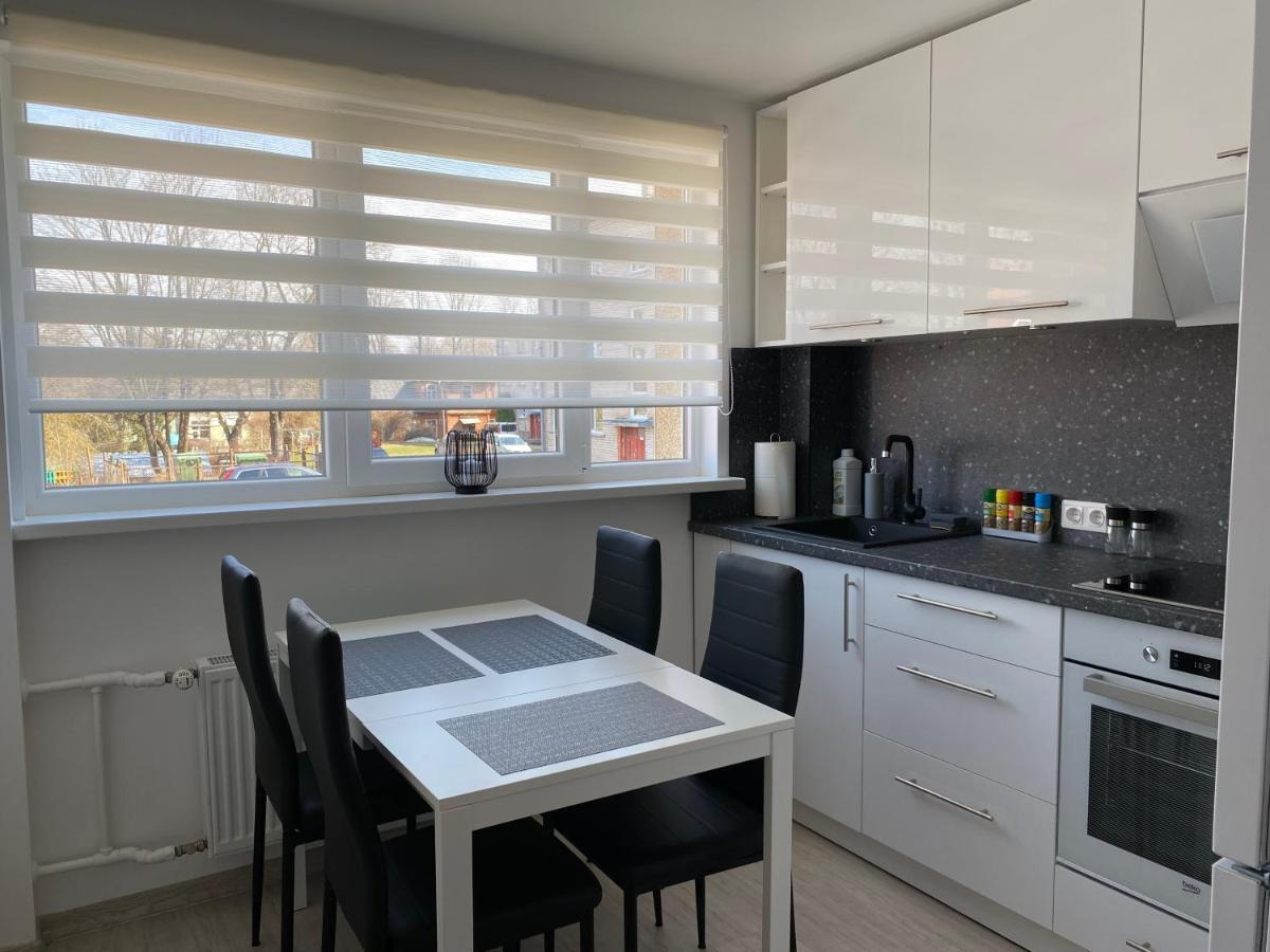 Centra Apartamenti Alūksne المظهر الخارجي الصورة